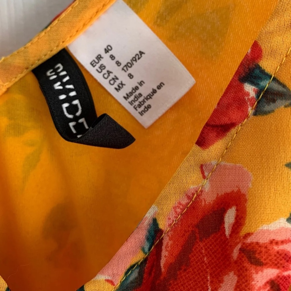 Flower Maxi Dress - Picture 3 of 6